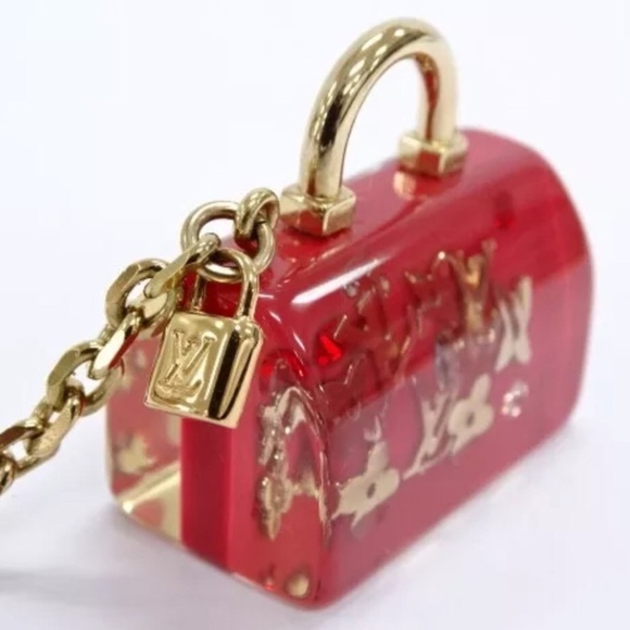 ⛔️SOLD⛔️ Key Charm Inclusion Red Speedy Bag Motif - Picture 3 of 8